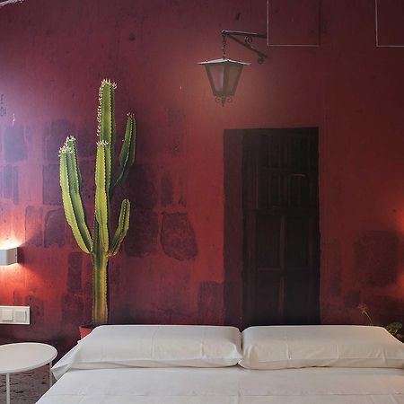 Apartamentos Divan Vitoria-Gasteiz Bagian luar foto