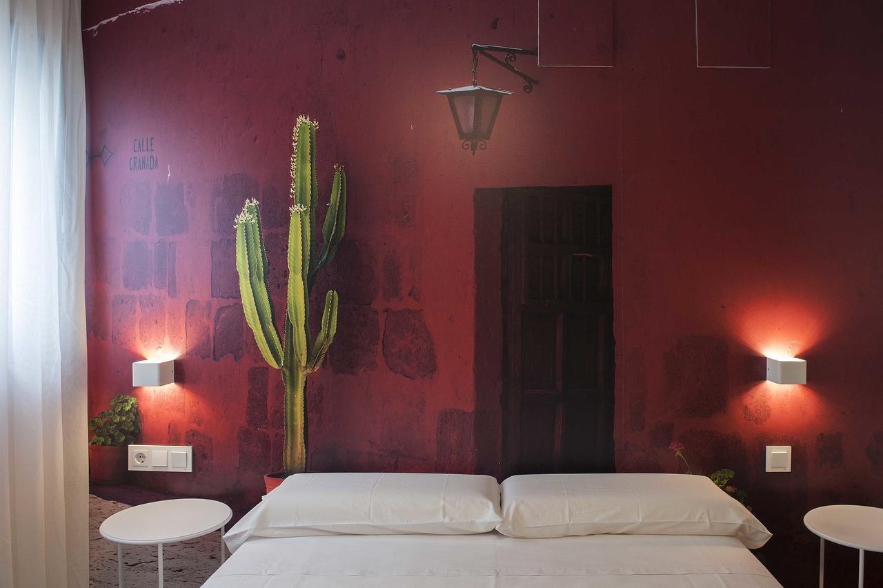 Apartamentos Divan Vitoria-Gasteiz Bagian luar foto