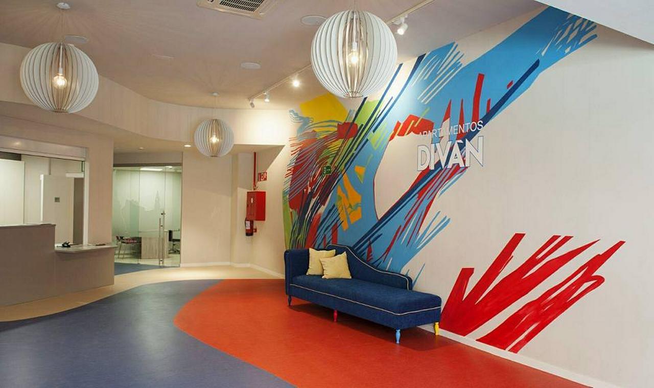 Apartamentos Divan Vitoria-Gasteiz Bagian luar foto